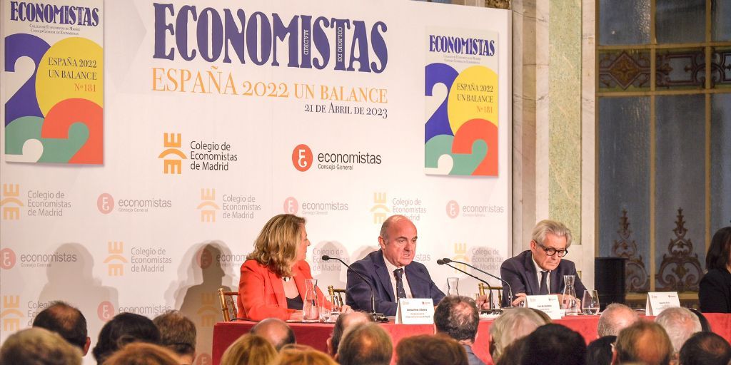 El Colegio de Economistas de Madrid presenta su revista Economistas: “España 2022. Un balance”